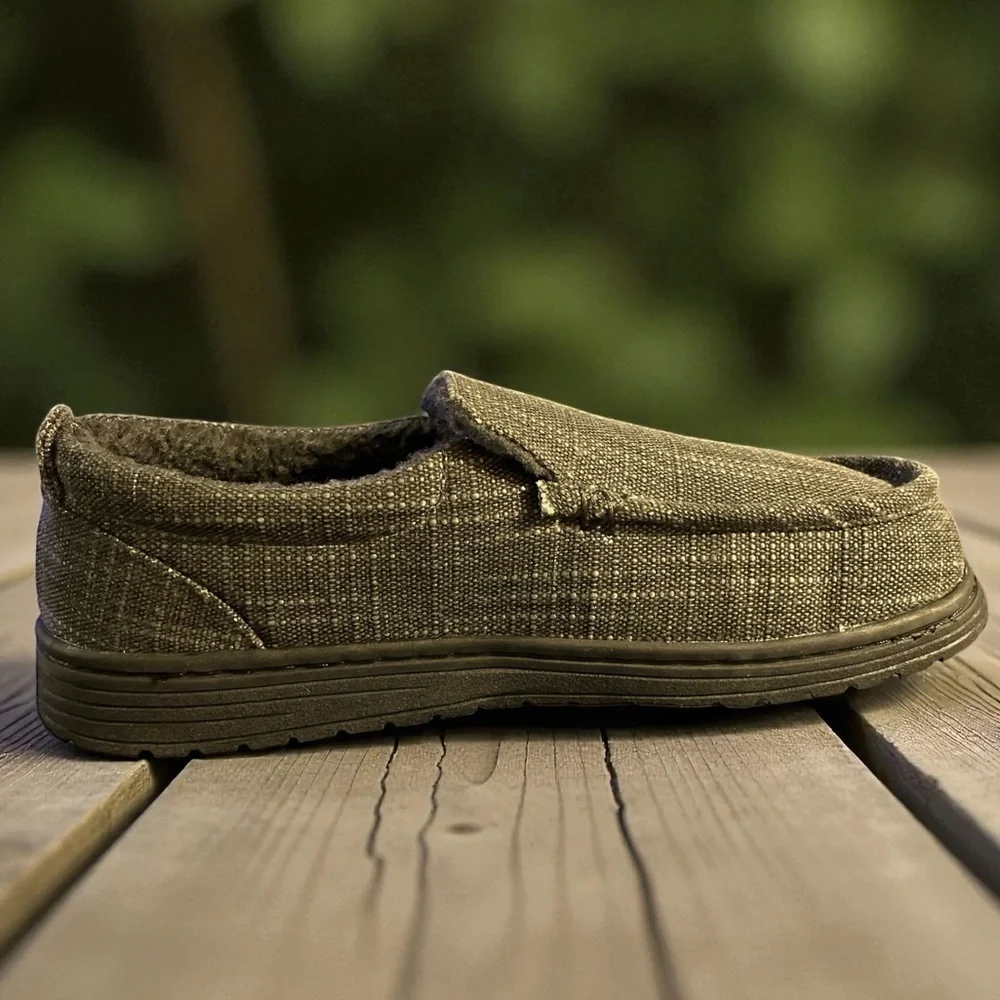 New MENS Hideaways by LB Evans Mardel Cozy Charcoal Slippers SIZE 8 and 9 avail